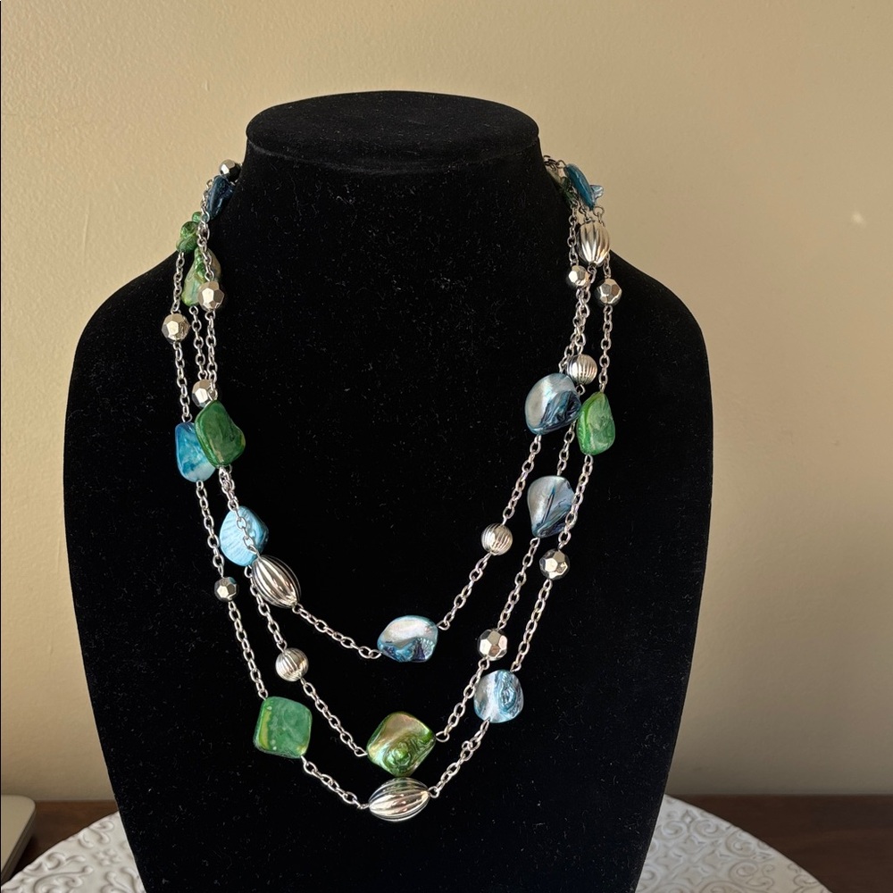 Elegant Multi-Color Beaded Necklace